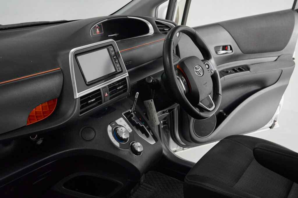 2018 Toyota Sienta