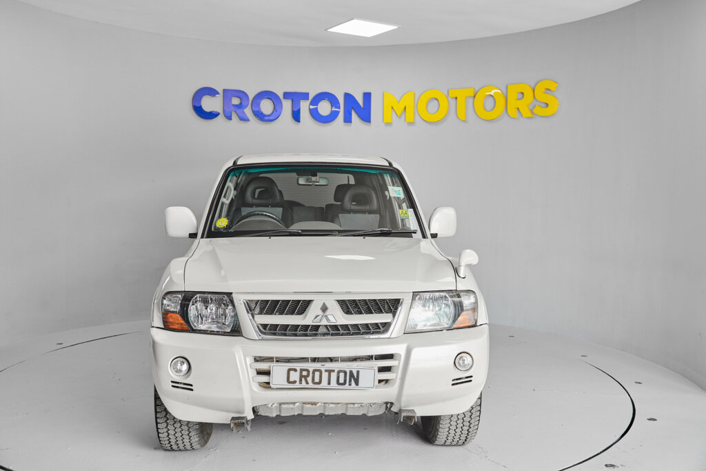 2004 Mitsubishi Pajero