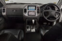 2004 Mitsubishi Pajero thumbnail