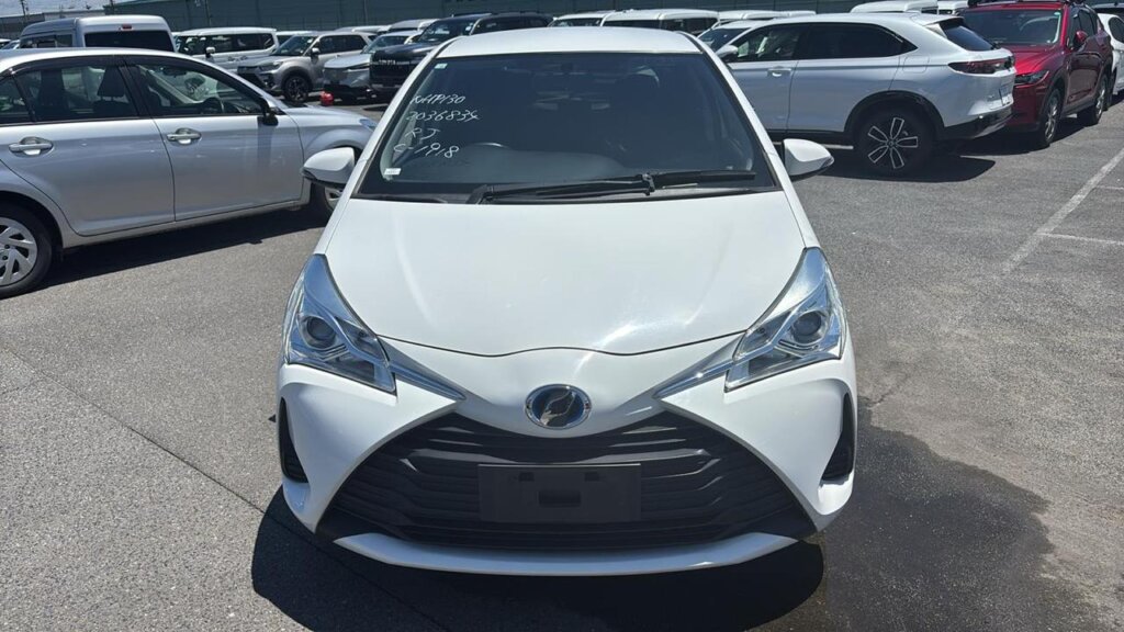 2018 Toyota Vitz Hybrid