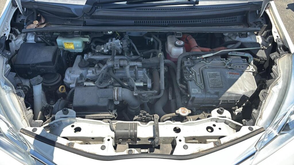 2018 Toyota Vitz Hybrid