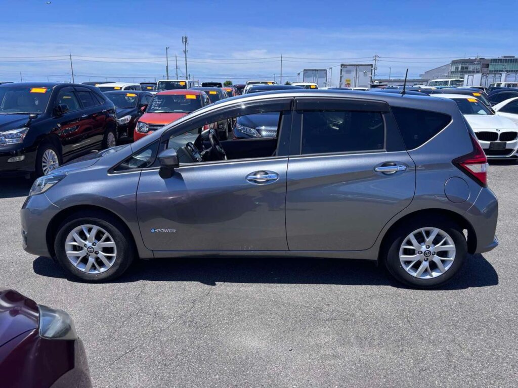 2018 Nissan Note E-Power Medalist