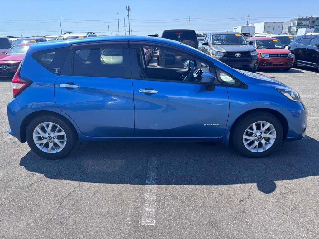 2018 Nissan Note E-Power Medalist