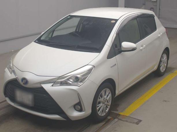 2018 Toyota Vitz Hybrid
