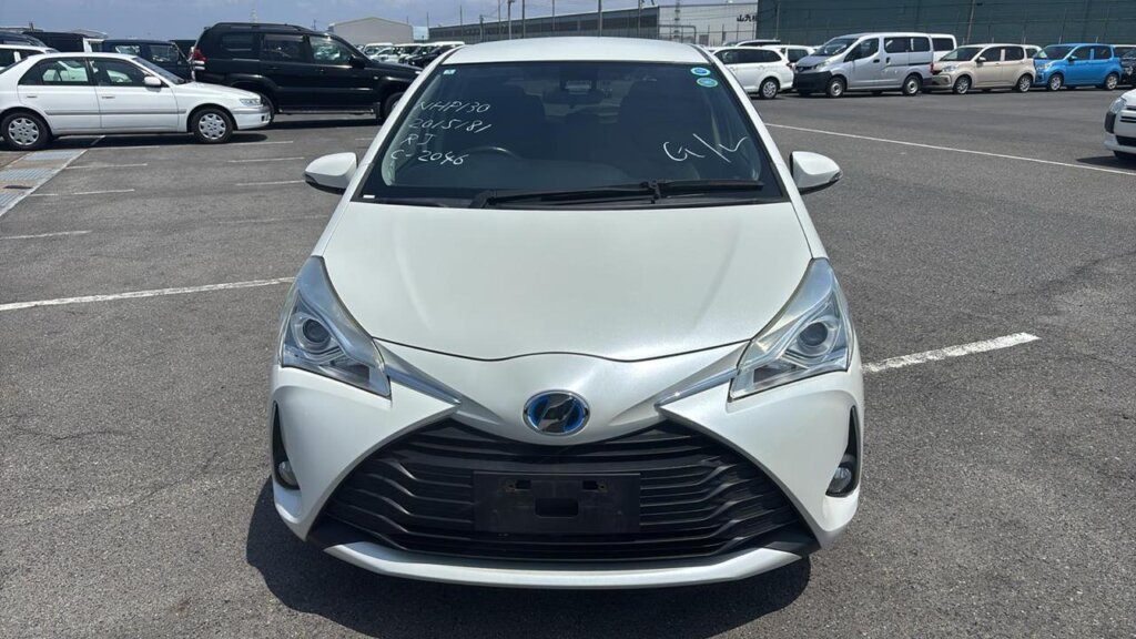 2018 Toyota Vitz Hybrid