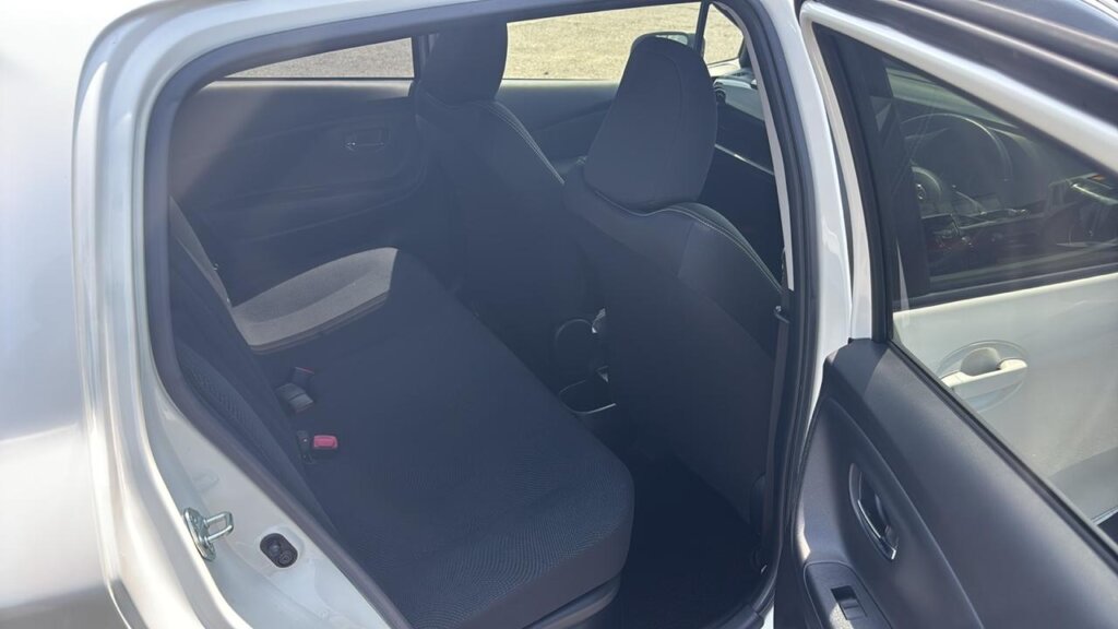2018 Toyota Vitz Hybrid