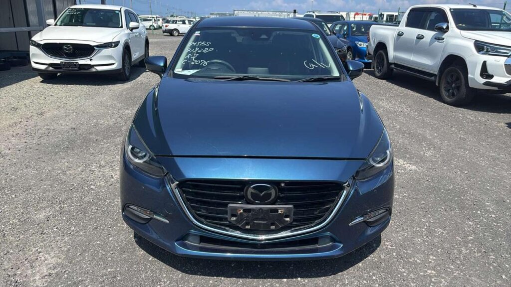 2018 Mazda Axela