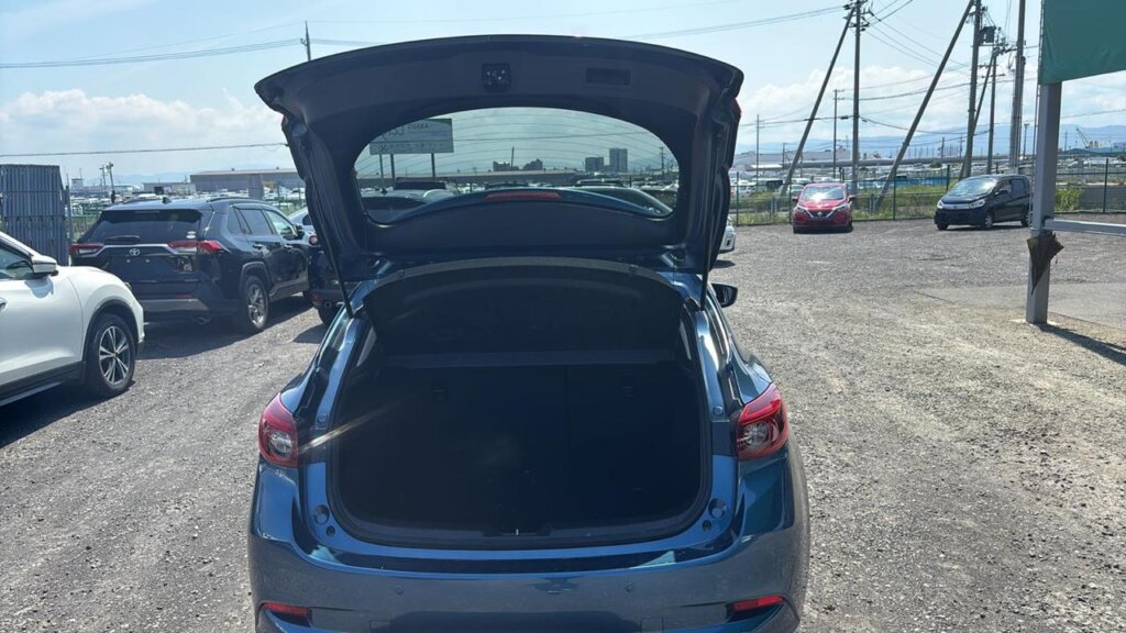 2018 Mazda Axela