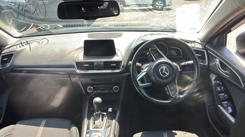 2018 Mazda Axela