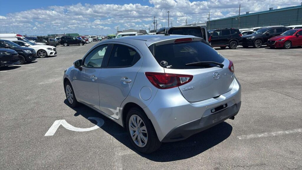 2018 Mazda Demio