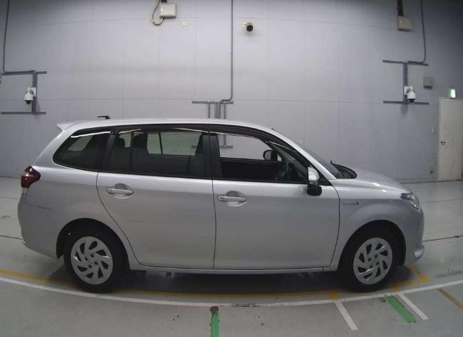 2018 Toyota Fielder Hybrid