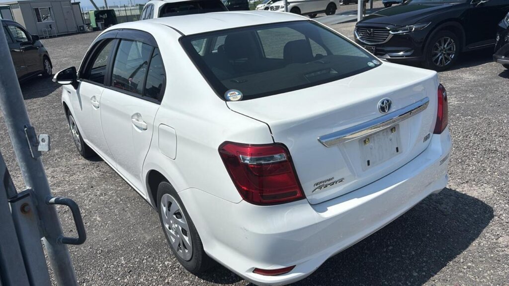 2018 Toyota Axio Hybrid