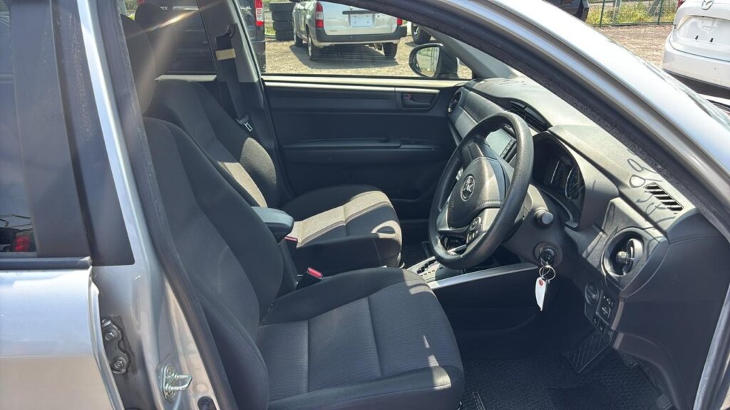 2018 Toyota Fielder Hybrid