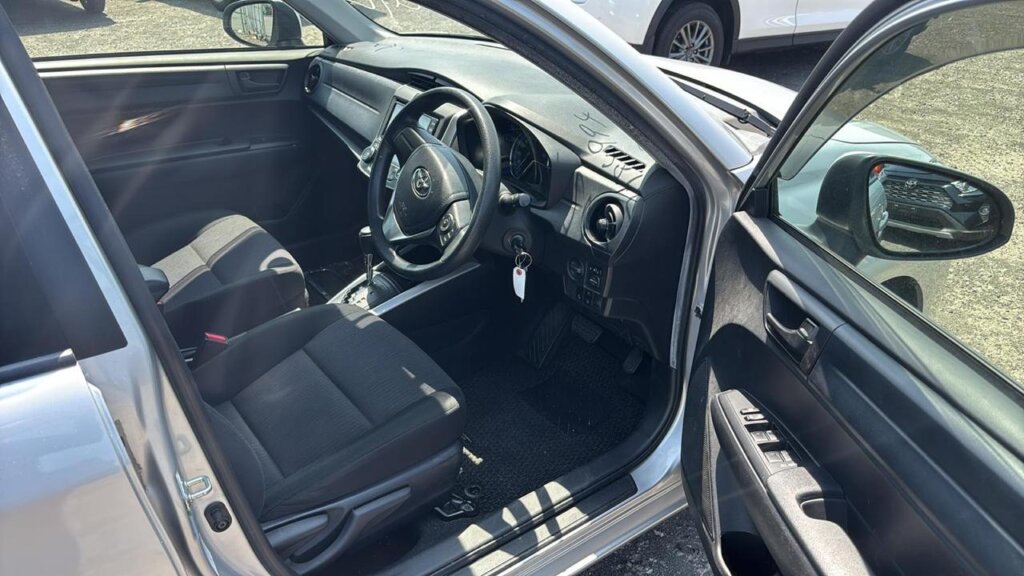 2018 Toyota Fielder Hybrid