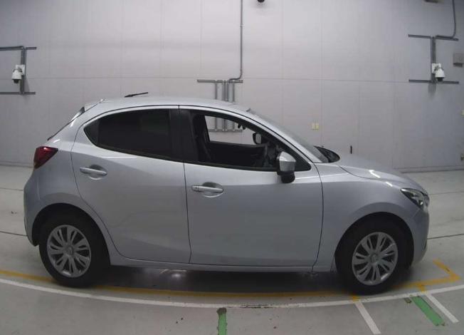 2018 Mazda Demio