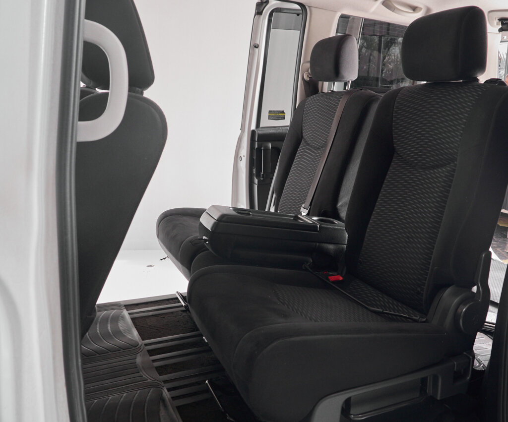 2013 Nissan Serena