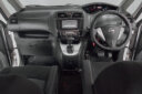 2013 Nissan Serena thumbnail