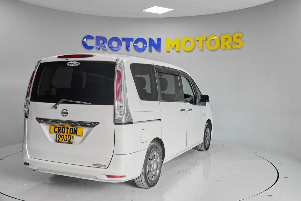2013 Nissan Serena