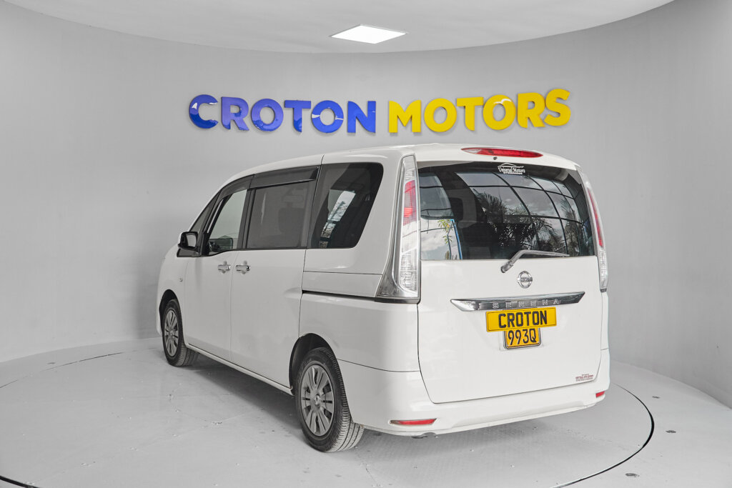 2013 Nissan Serena