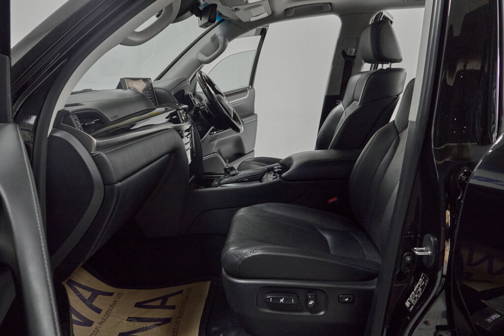 2017 Lexus LX 570