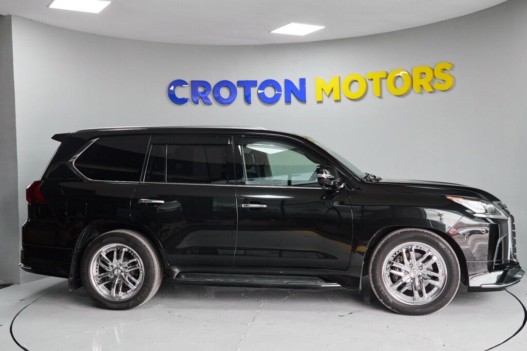 2017 Lexus LX 570