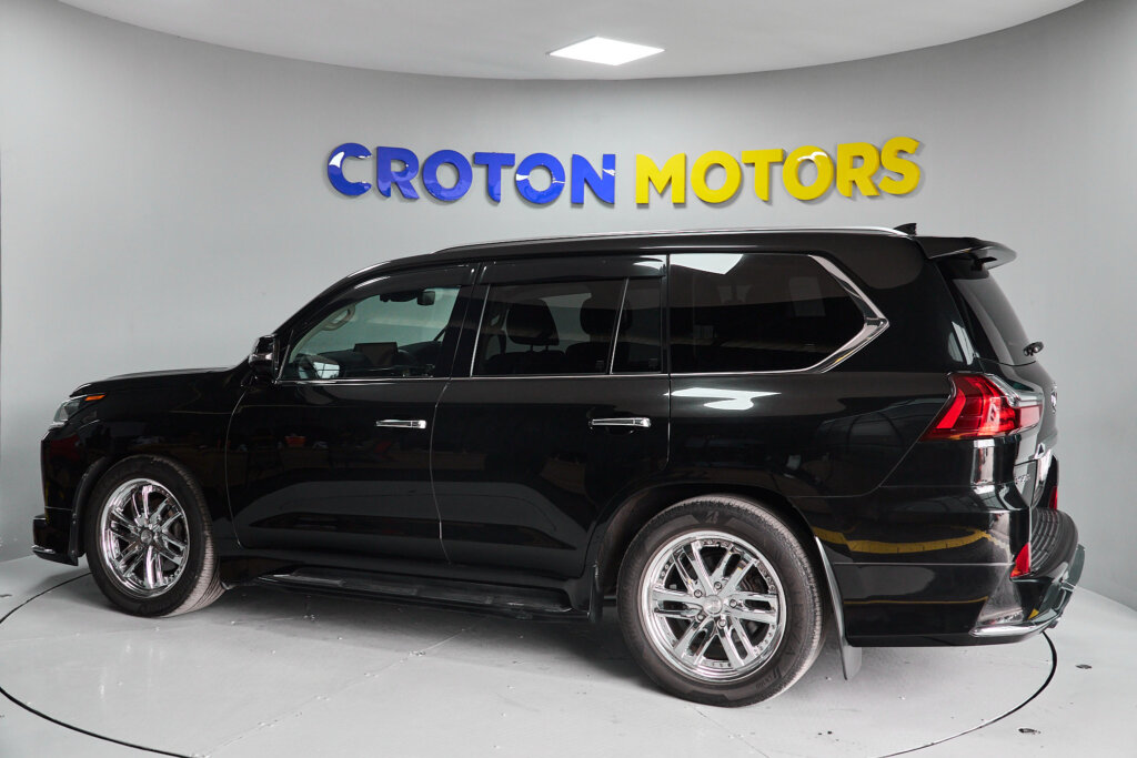 2017 Lexus LX 570