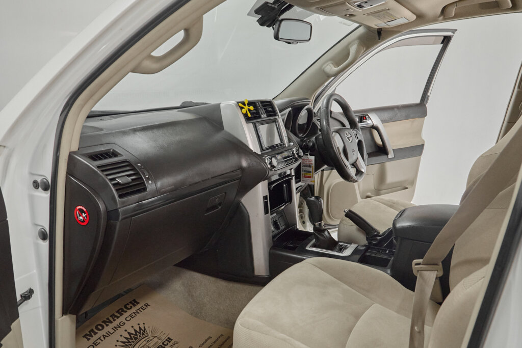 2013 Toyota Prado
