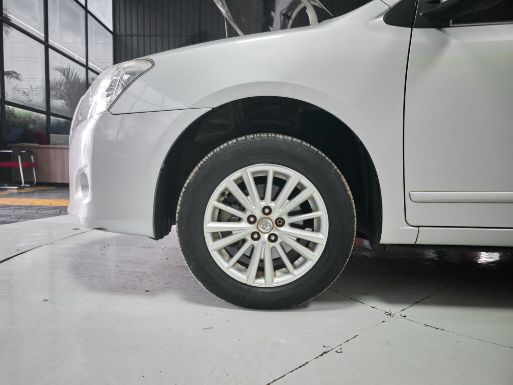2015 Toyota Premio
