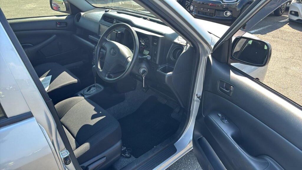 2018 Toyota Probox DX