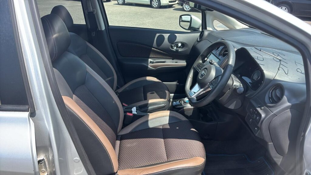 2018 Nissan Note E-power Medalist