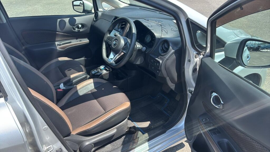 2018 Nissan Note E-power Medalist