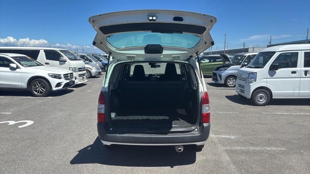2018 Toyota Probox 4WD