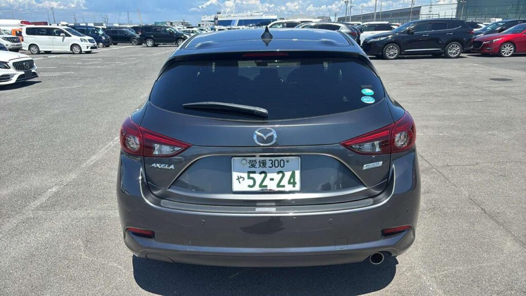 2018 Mazda Axela Sport
