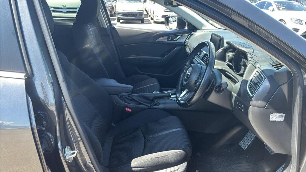 2018 Mazda Axela Sport