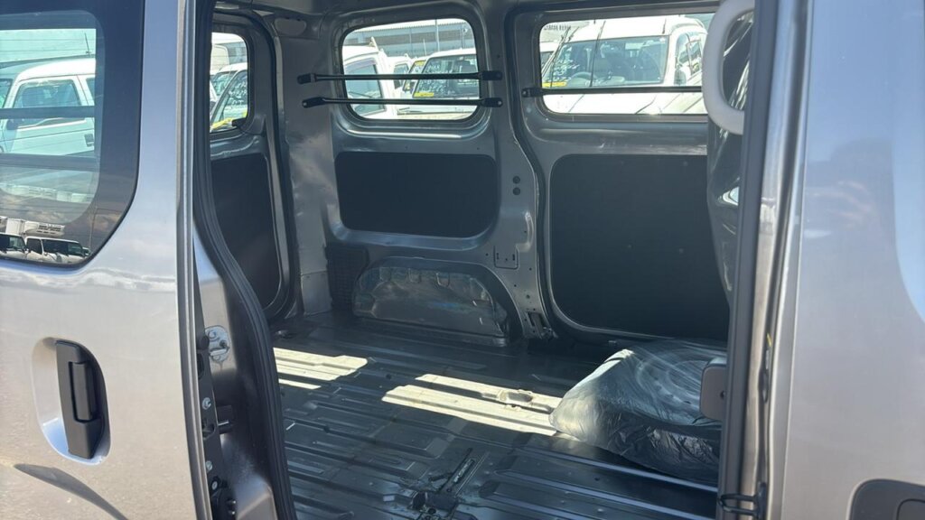 2019 Nissan NV200