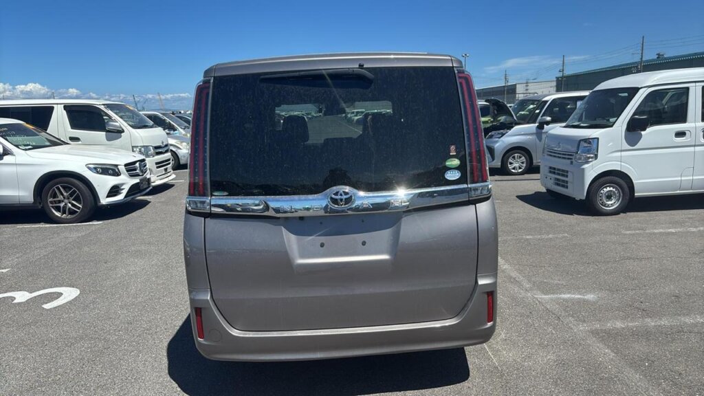 2018 Toyota Noah