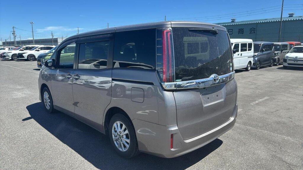 2018 Toyota Noah