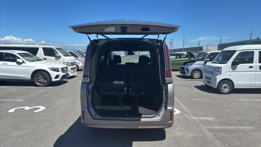 2018 Toyota Noah