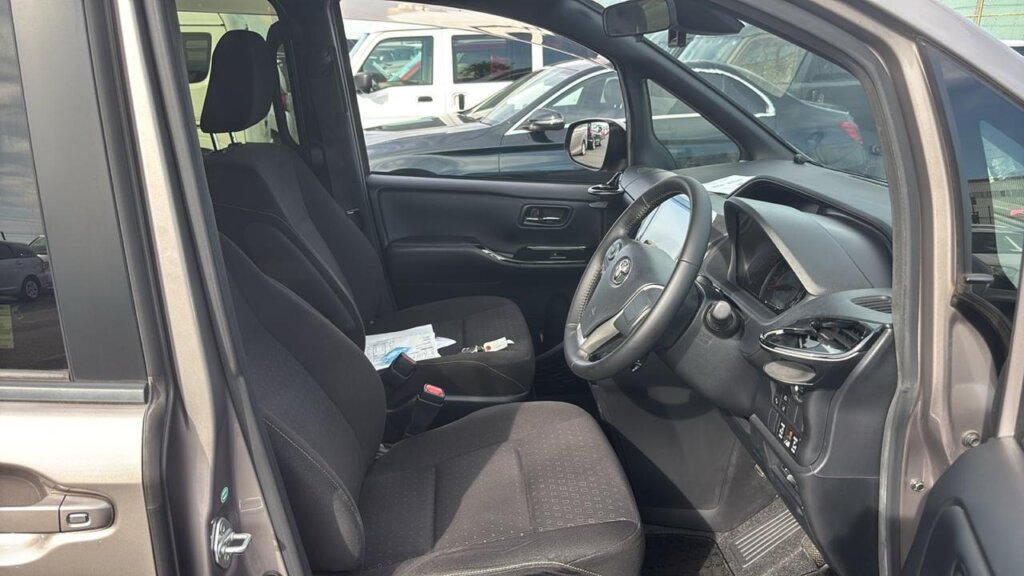2018 Toyota Noah