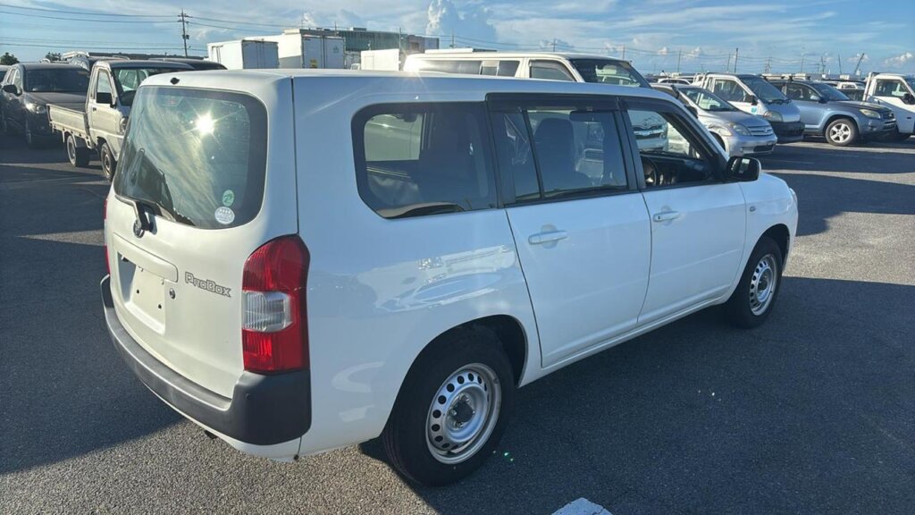 2018 Toyota Probox 4WD
