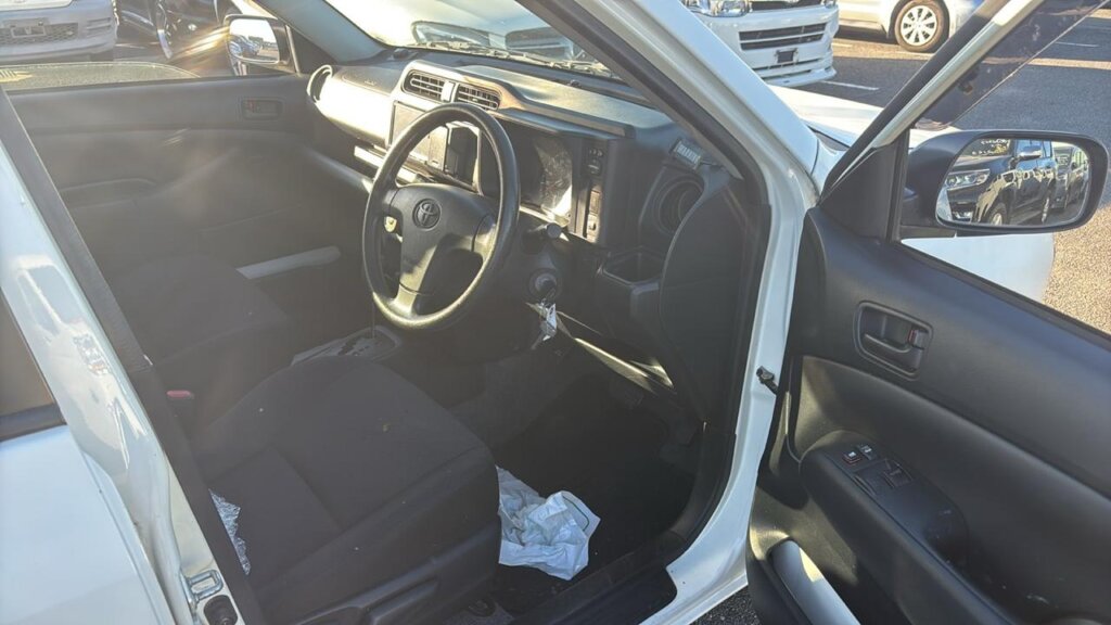 2018 Toyota Probox 4WD