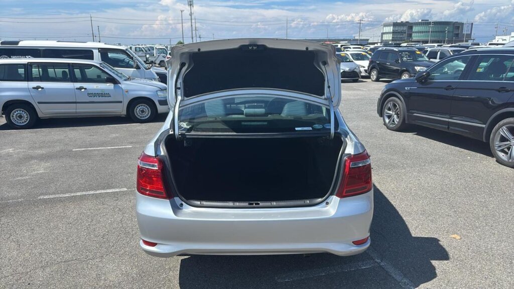2018 Toyota Corolla Axio