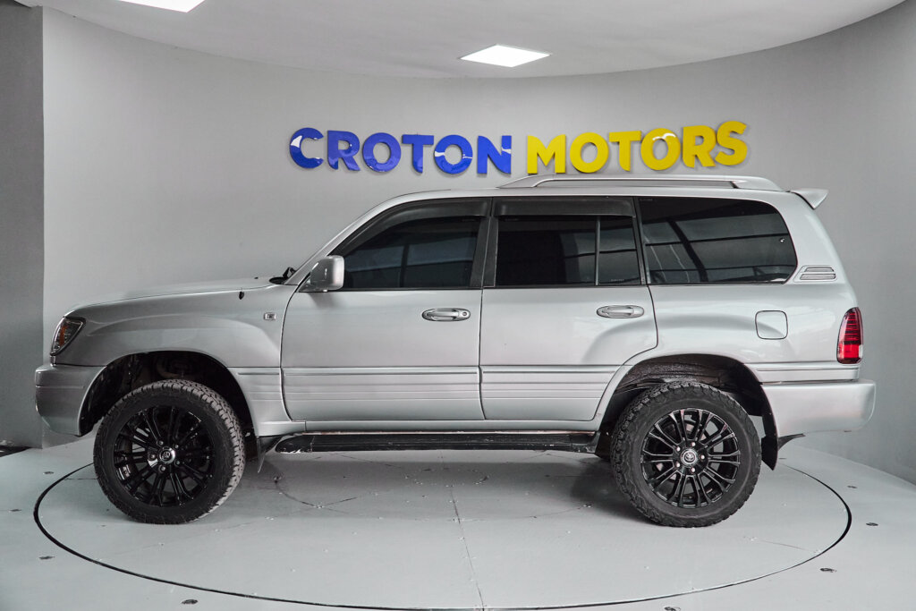2006 Landcruiser 100’Series Cygnus