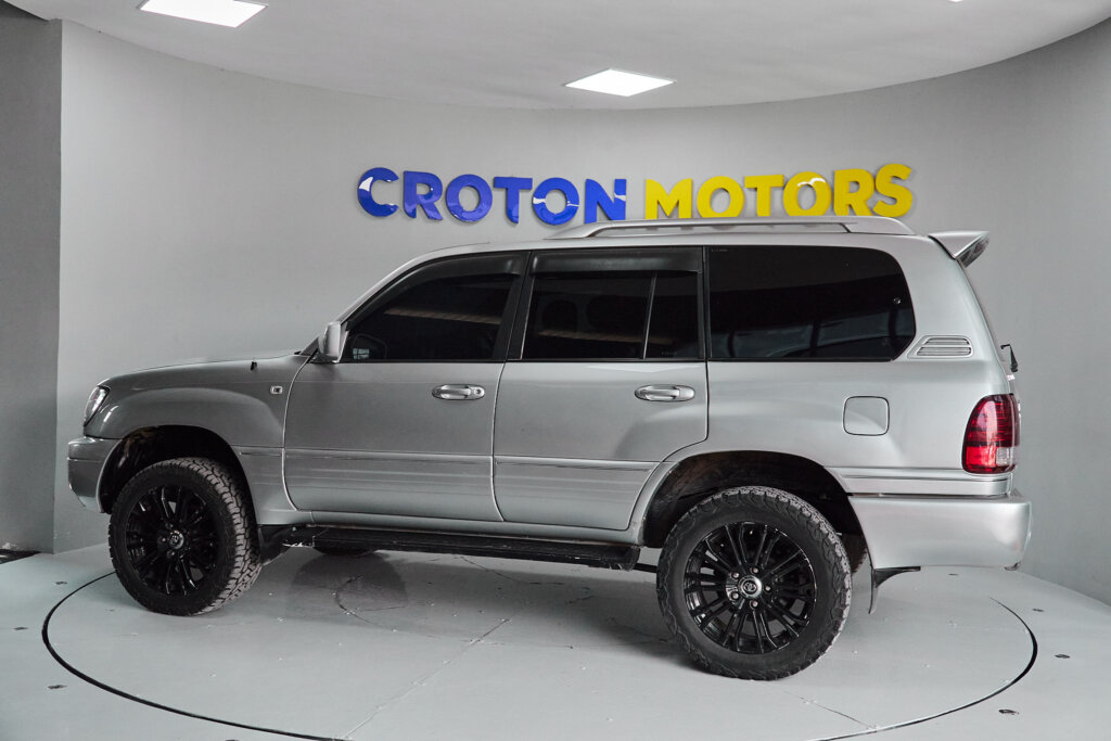 2006 Landcruiser 100’Series Cygnus