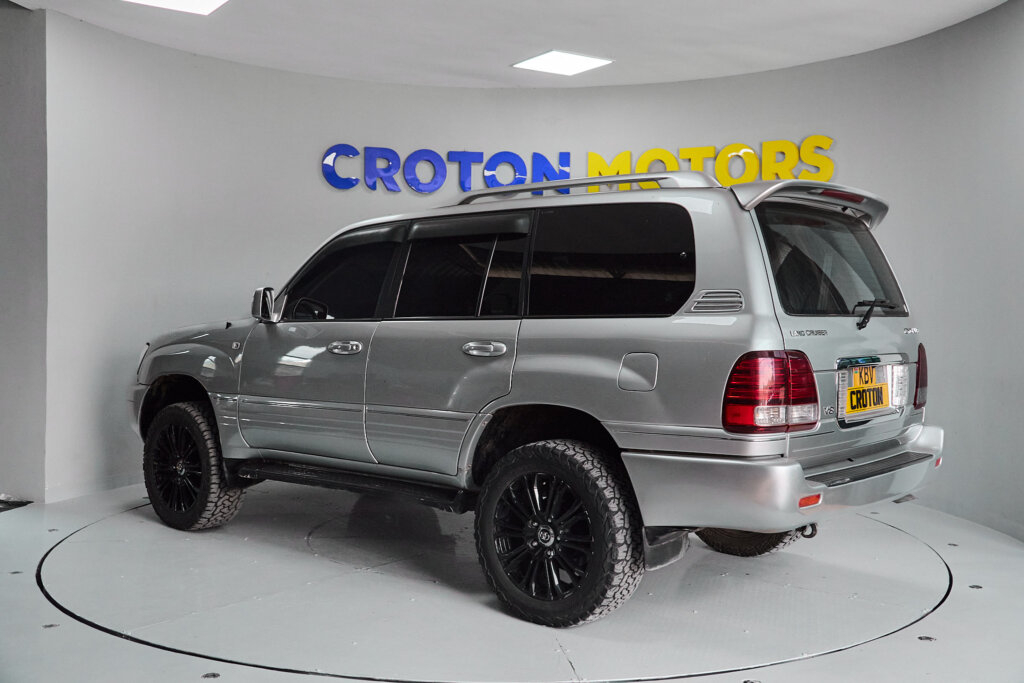 2006 Landcruiser 100’Series Cygnus