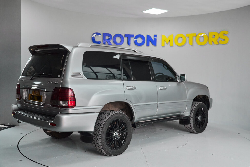2006 Landcruiser 100’Series Cygnus