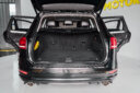 2013 Volkswagen Touareg thumbnail