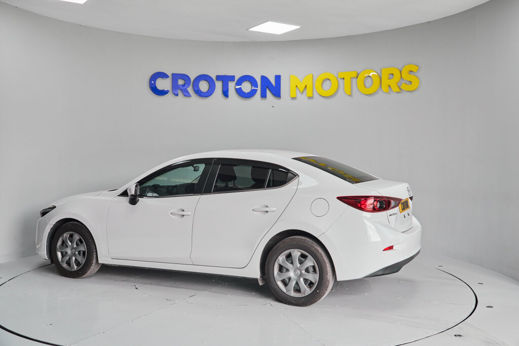 2018 Mazda Axela