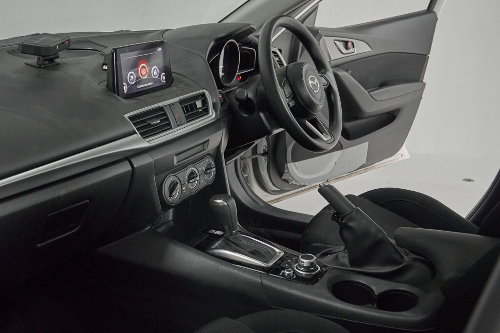 2018 Mazda Axela