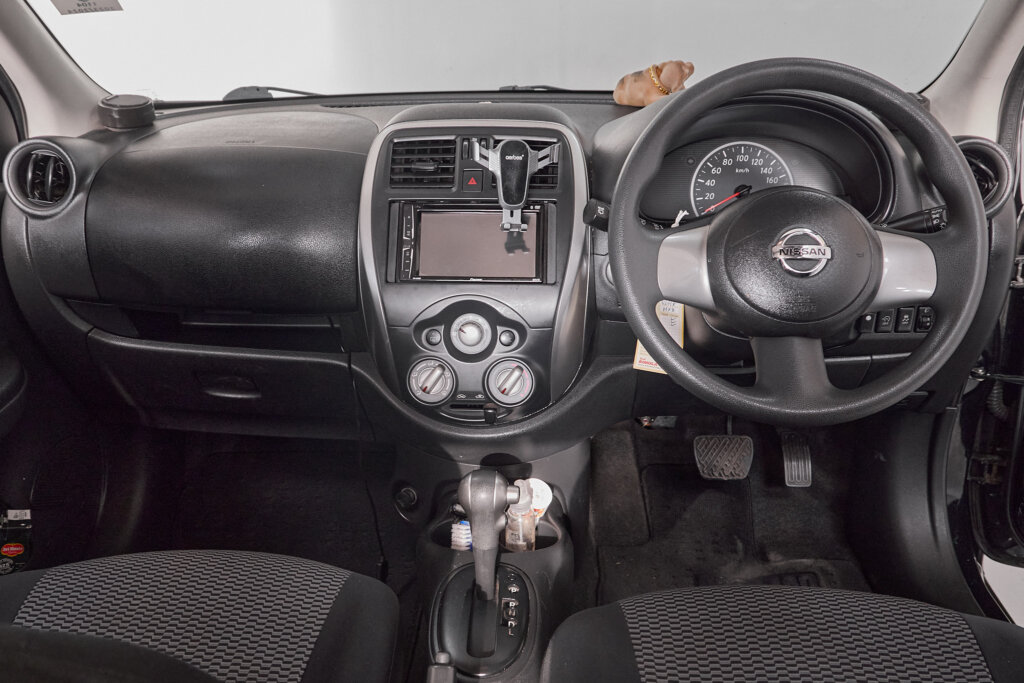 2015 Nissan March